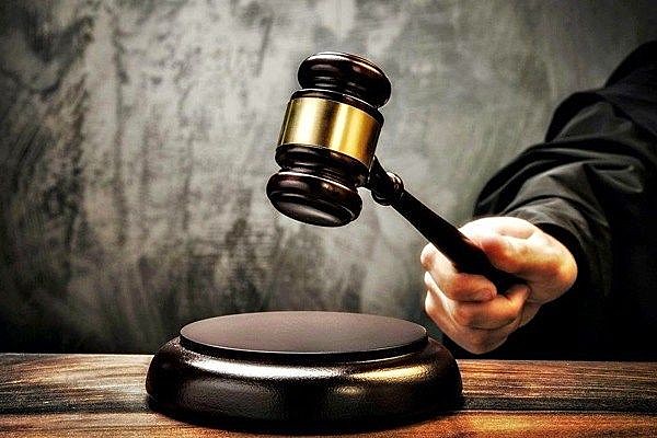 A situação do Brasil lembra Alice no País das Maravilhas, que inverte a lógica e afirma o absurdo