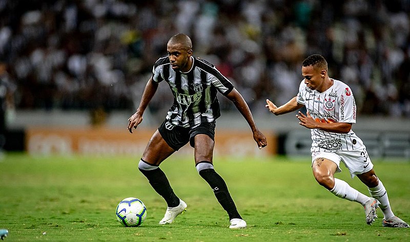 Mesmo diante deste cenário, os alvinegros demonstraram confiança e vontade de apoiar o clube através das longas filas para comprar ingressos