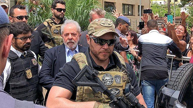 Pró-Bolsonaro, agente Danilo Campetti fez um curso de especialização de 80 horas com a polícia de Miami