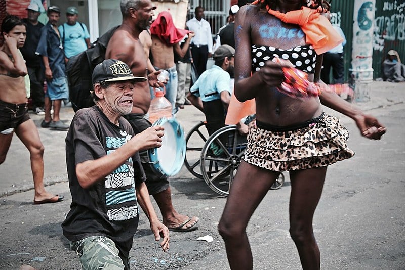 Blocolândia já existe há quatro anos em São Paulo, e reúne usuários, trabalhadores e militantes da Cracolândia