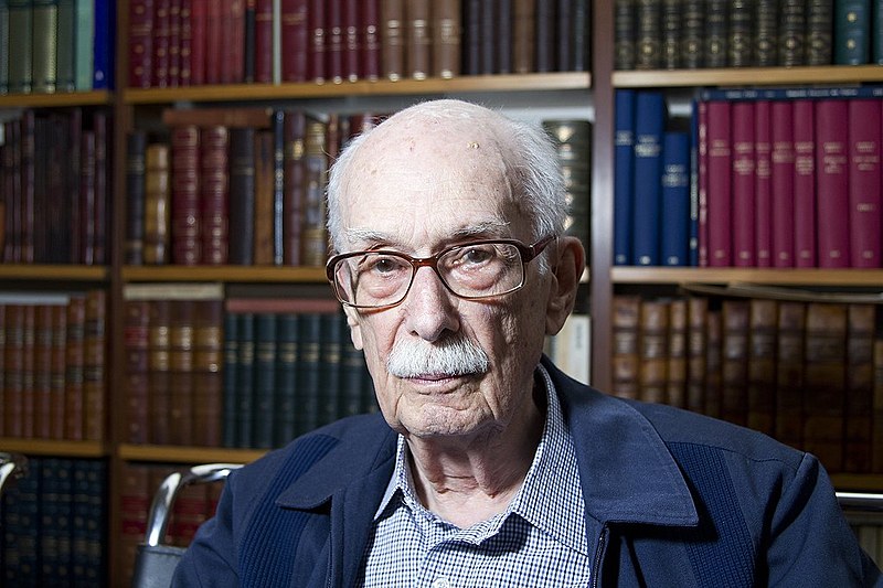 Professor aposentado da Universidade de São Paulo, faleceu nesta sexta-feira (12)
