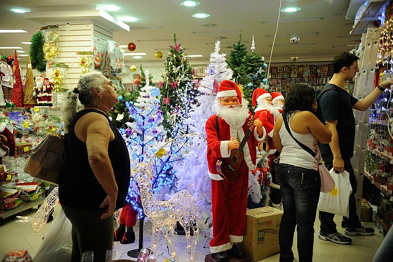 No mês de novembro, cesta básica do brasileiro comprometeu 37,89% de um salário mínimo