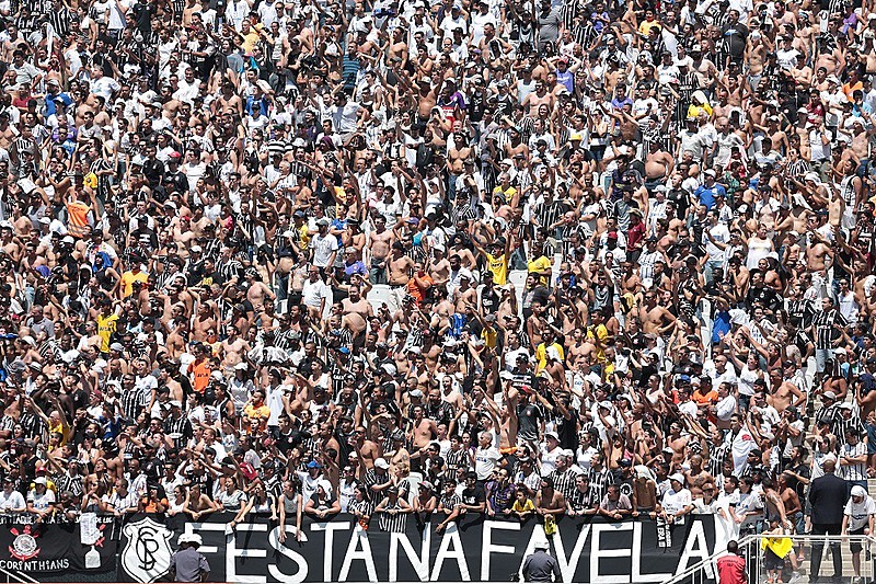 O futebol é um negócio cada vez mais lucrativo no Brasil