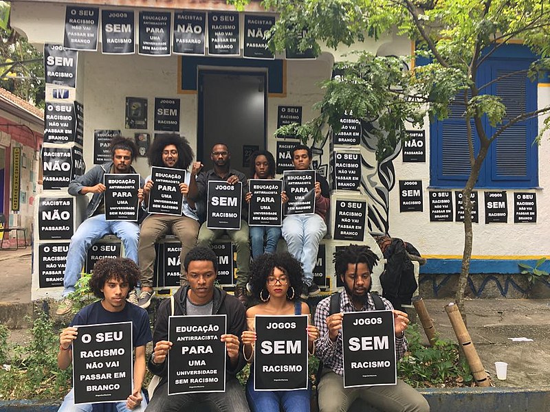 Coletivos Negros fazem intervenção no Centro Acadêmico de Direito na PUC-Rio