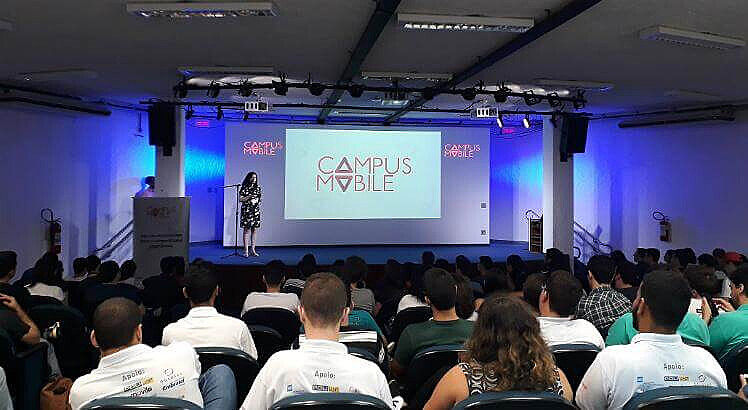 A Campus Mobile é uma feira de tecnologia que oferece mentoria de especialistas, palestras e maratonas de programação