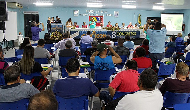 Uma centena de operários de todo o Brasil participam desde terça, 21, do Congresso que encerra quinta, 24.