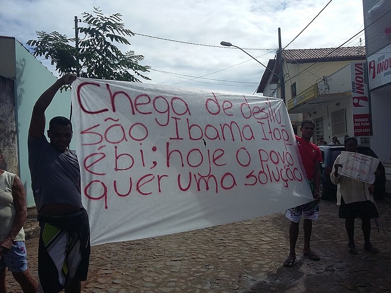 Desde o início das obras, em 1999, a empresa vem violando sistematicamente os direitos dos atingidos