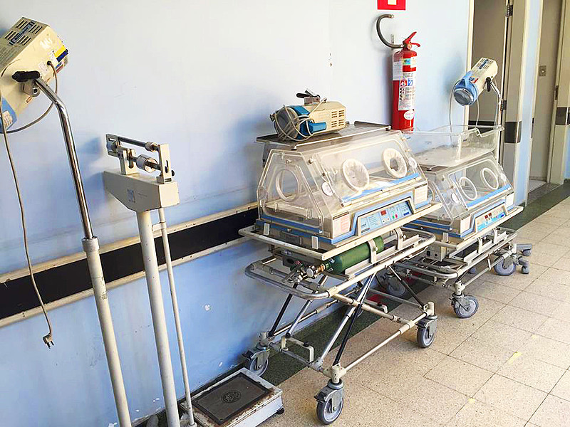 Maternidade pública foi fechada em abril e atendimentos transferidos para Hospital Regional