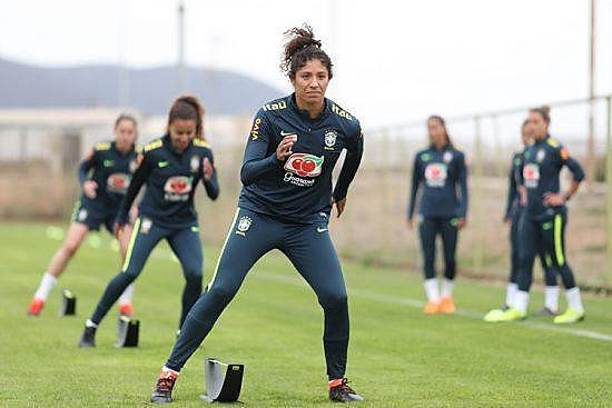 Treinamento na Granja Comary iniciou nessa segunda (14)