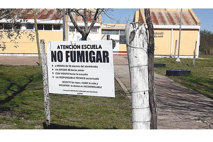 São mais de 5 mil escolas rurais sitiadas por agrotóxicos em apenas quatro províncias da Argentina