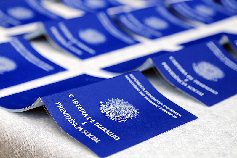 Com a Reforma Trabalhista, o emprego sem carteira assinada tende a aumentar