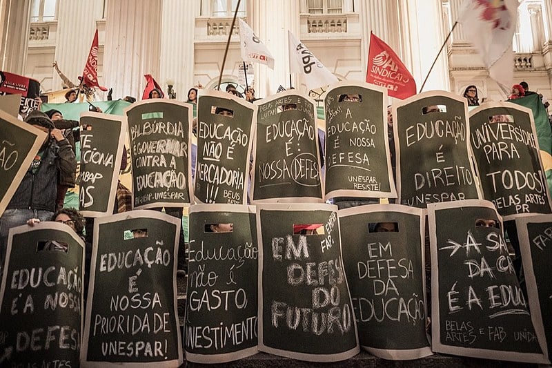 Algumas universidades federais podem não terminar o ano em funcionamento.