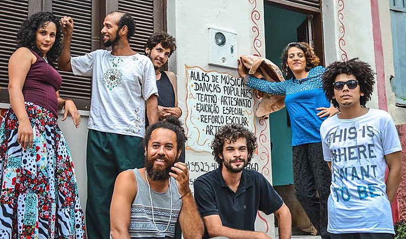 A banda cearense Sol na Macambira também faz parte da programação
