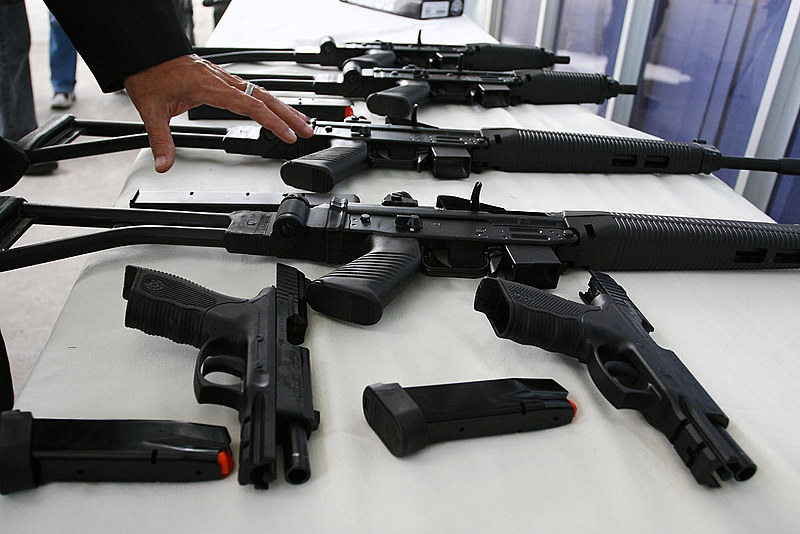 Das 62.517 mortes no Brasil em 2016, 71,1% foram causadas por armas de fogo