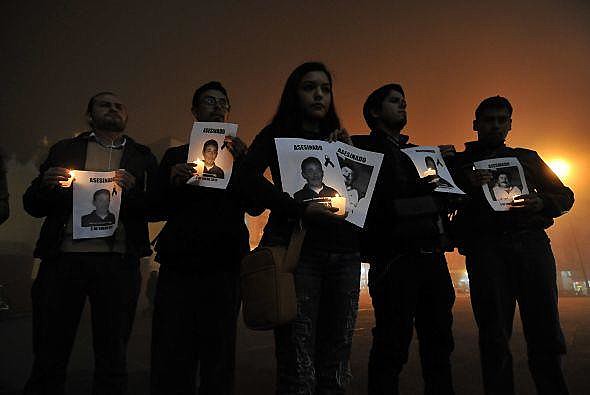 Manifestações se dão após os assassinatos de dois jornalistas em menos de 24 horas no país