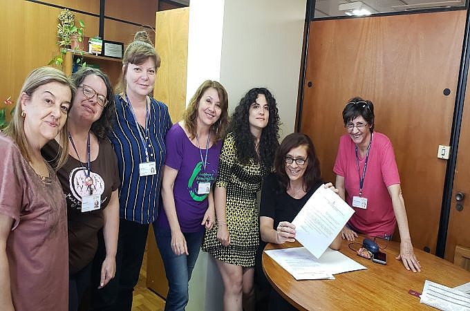 Mulheres do gabinete da deputada exigem PL
