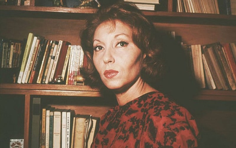 "O estilo de Clarice é nos aquecer junto com ela para entrar na história", explica professora de literatura