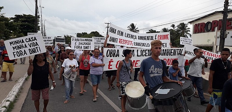 Protesto realizado neste dia 28 de fevereiro em Cabedelo.