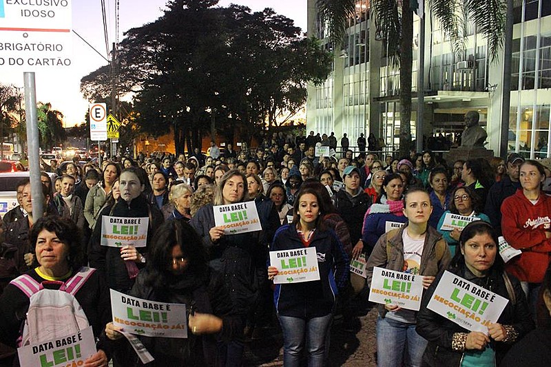 A pretexto de exigir transparência administrativa, o prefeito apostou na “lei da mordaça”, com um suposto amparo legal