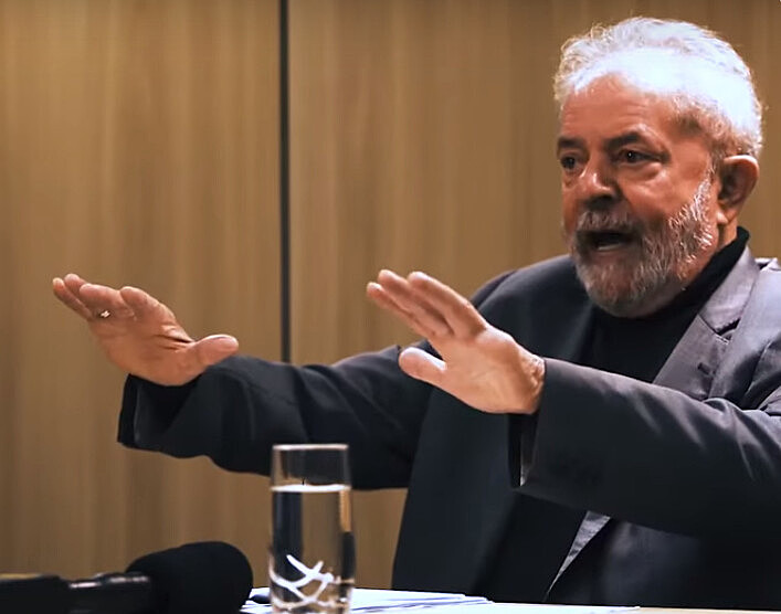 Ex-presidente falou, entre outros pontos, sobre situação que vive na prisão