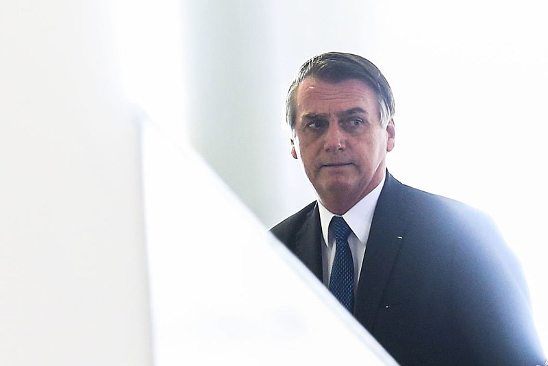 Equipe de governo bate cabeça o tempo todo, desagrada os próprios aliados e não consegue articular nenhuma votação no Congresso