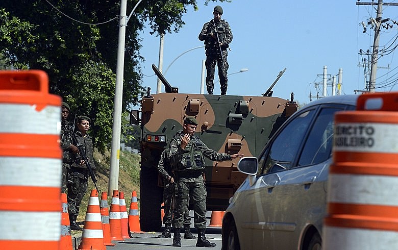 Militares do Exército terão foro especial em caso de homicídio doloso contra civil durante a Olimpíada no Rio