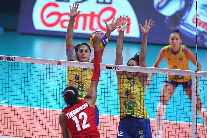 Brasil perdeu para equipe norte-americana por 3 sets a 2