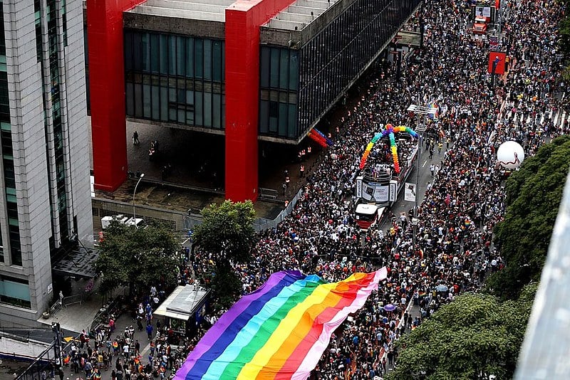 A 23ª edição da Parada Gay em São Paulo reuniu mais de 3 milhões de pessoas na Avenida Paulista