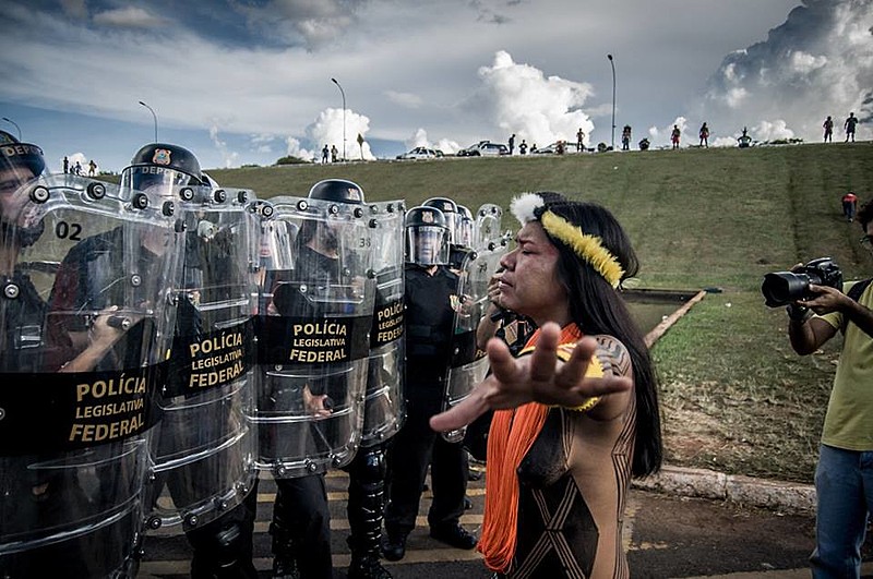 Indígenas em Brasília pedem demarcação de terras