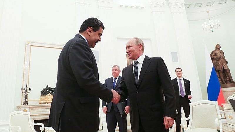 Mientras Maduro siga estrechándole la mano a Putin, Erdogan, Rohani o Xi Jinping, Venezuela no está sola