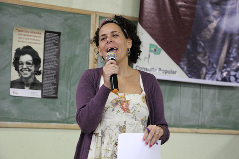 Paula integrou a Consulta Popular e a Marcha Mundial das Mulheres.