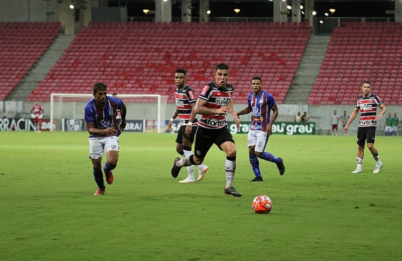 Santa Cruz foi goleado pelo Vitória das Tabocas
