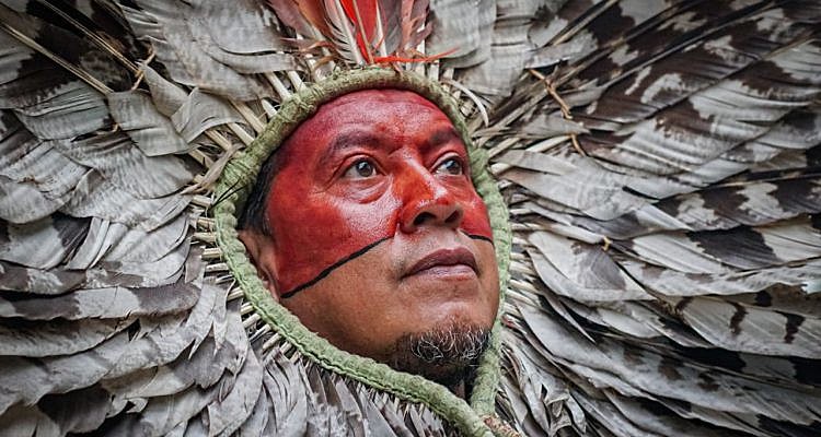 Em evento na cidade de Curitiba, o Cacique Kretã, da Aldeia Tupã Nhe'é Kretã, de São José dos Pinhais (PR), relatou as viagens