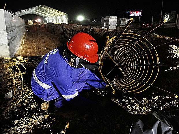 Para os trabalhadores urbanos, considera-se noturno o trabalho entre às 22h de um dia até às 5h do dia seguinte