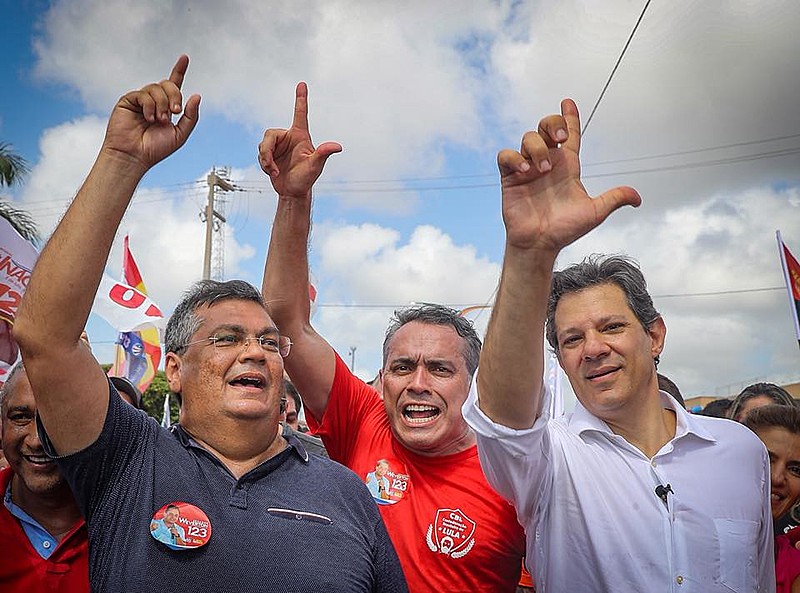 Candidato a vice do PT, Fernando Haddad, fez campanha junto ao governador do Maranhão, Flávio Dino (PCdoB)