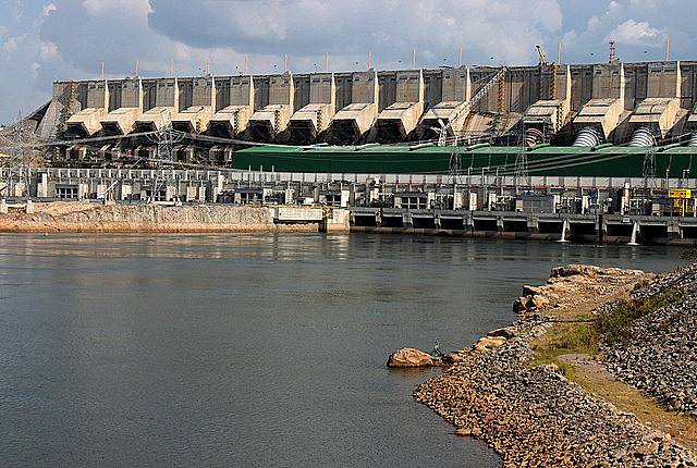 La central hidroeléctrica de Belo Monte incrementó los índices de deforestación en tierras indígenas en el entorno de la carretera