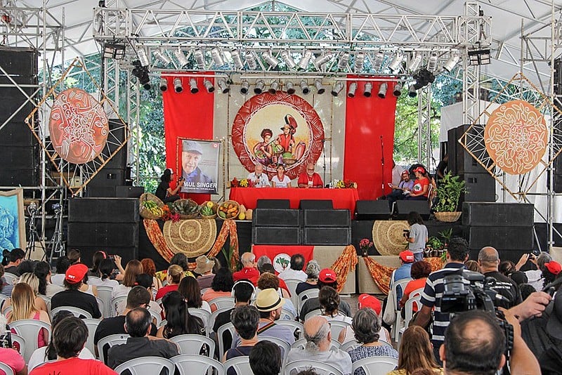 Conferência 'Alimentação saudável é um direito de todos e todas' fez parte da programação da III Feira Nacional da Reforma Agrária