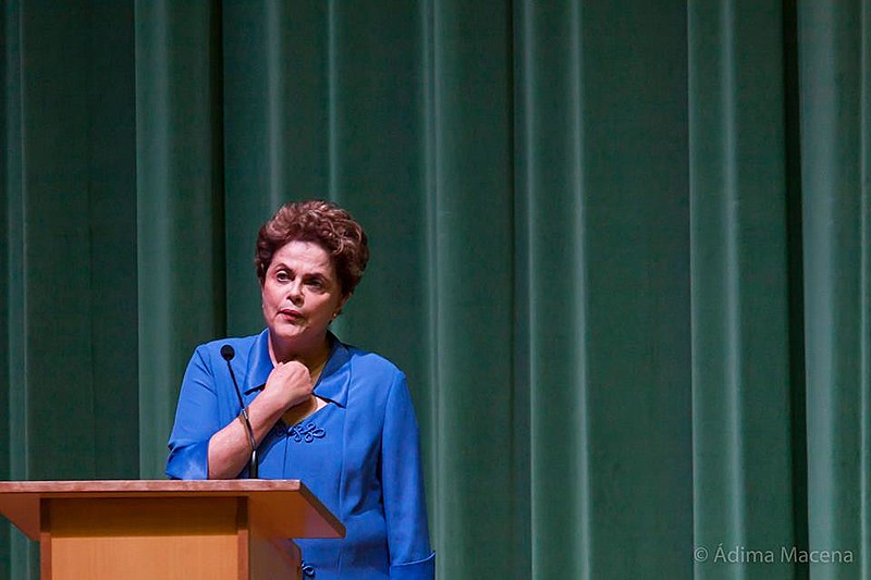 Para Dilma, o voto do povo brasileiro tem de incidir sobre todo processo de repactuação democrática