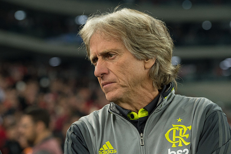Jorge Jesus estreou como técnico do Flamengo no empate com o Athletico Paranaense pela Copa do Brasil