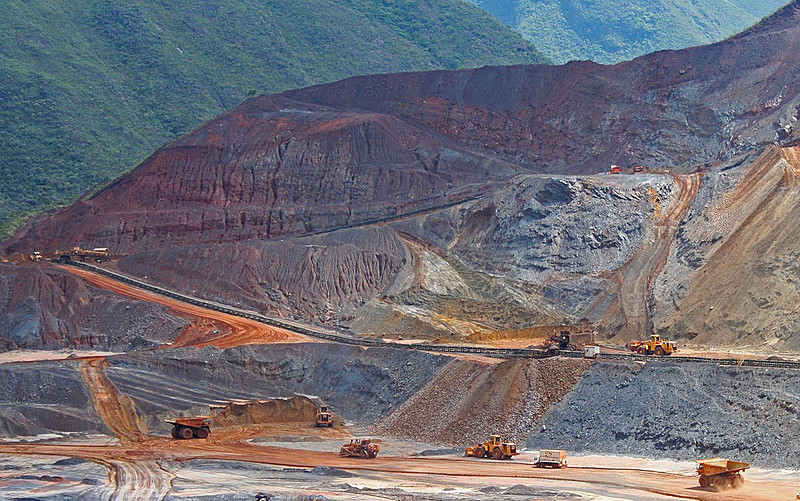 Extração Mina Germano, da Samarco, localizada no complexo em Mariana (MG)