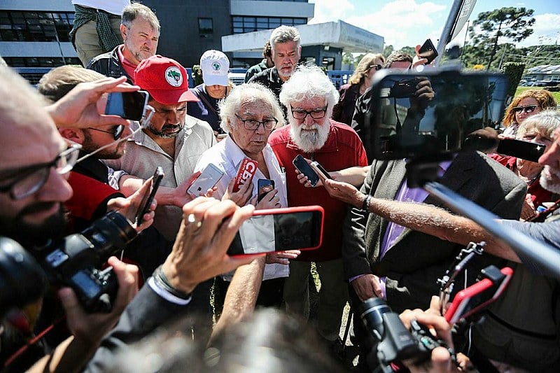 Lula está na sede da PF desde o dia 7 de abril na condição de preso político