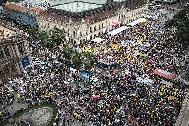 Servidores querem repetir a grande mobilização de 2015