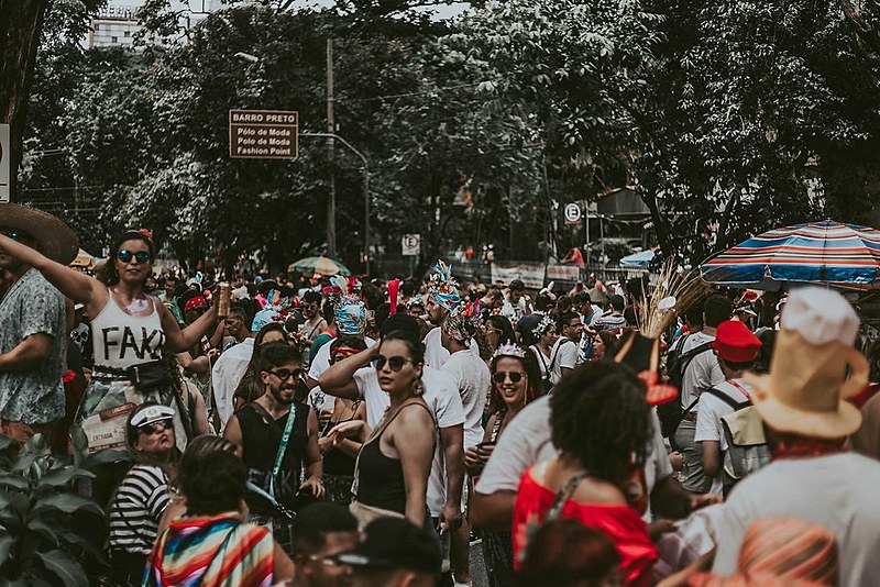 Valor total dos gastos dos foliões ultrapassa R$ 1,5 bilhão