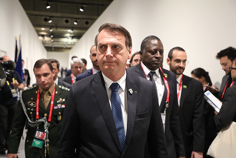 Jair Bolsonaro (PSL) chegou ao G20, no Japão, nesta quinta-feira (27) sob pressão e com imagem abalada por cocaína em avião
