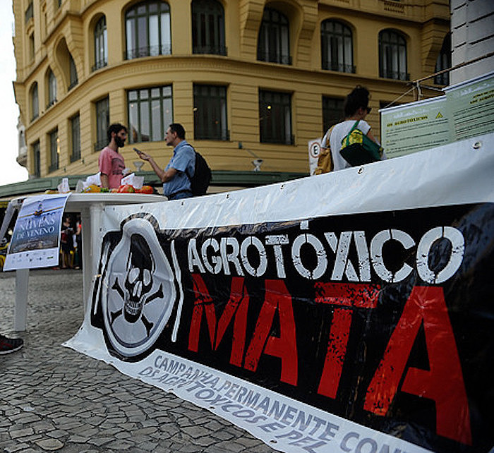 Ato em 16 de outubro no Rio da Janeiro, o Dia Mundial da Alimentação Saudável, campanha alerta para os perigos do uso dos agrotóxicos