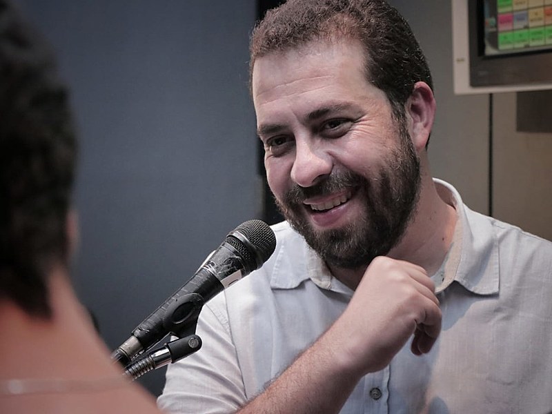 Guilherme Boulos em entrevista ao Programa Brasil de Fato Pernambuco