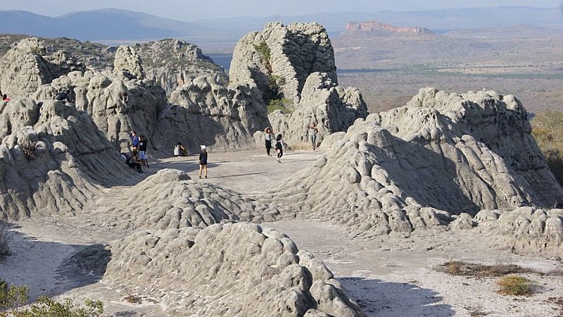 Na transição do sertão e agreste, o Vale do Catimbau é segundo maior parque arqueológico do Brasil