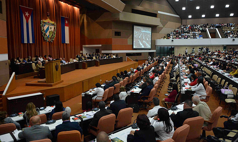 A nova Constituição tem como objetivo atualizar os modelos econômicos e sociais do país.