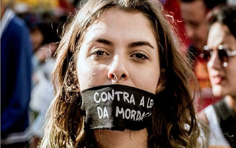 Os projetos de "Escola sem Partido" eliminam o debate ideológico em sala de aula e a liberdade de expressão