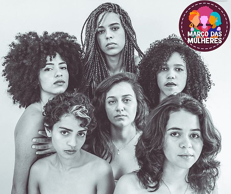 Lídia, Nataly, Vitória, Ariadne, Bruna Duarte e Bruna Black formam o grupo musical As Despejadas